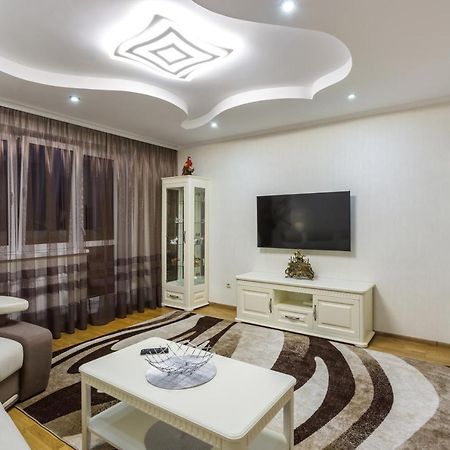 Уют И Комфорт Hrodna Exterior foto